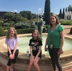 Meet your Posher, Tonya